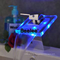 Grifo de lavabo de baño LED Waterfall (QH0815F)